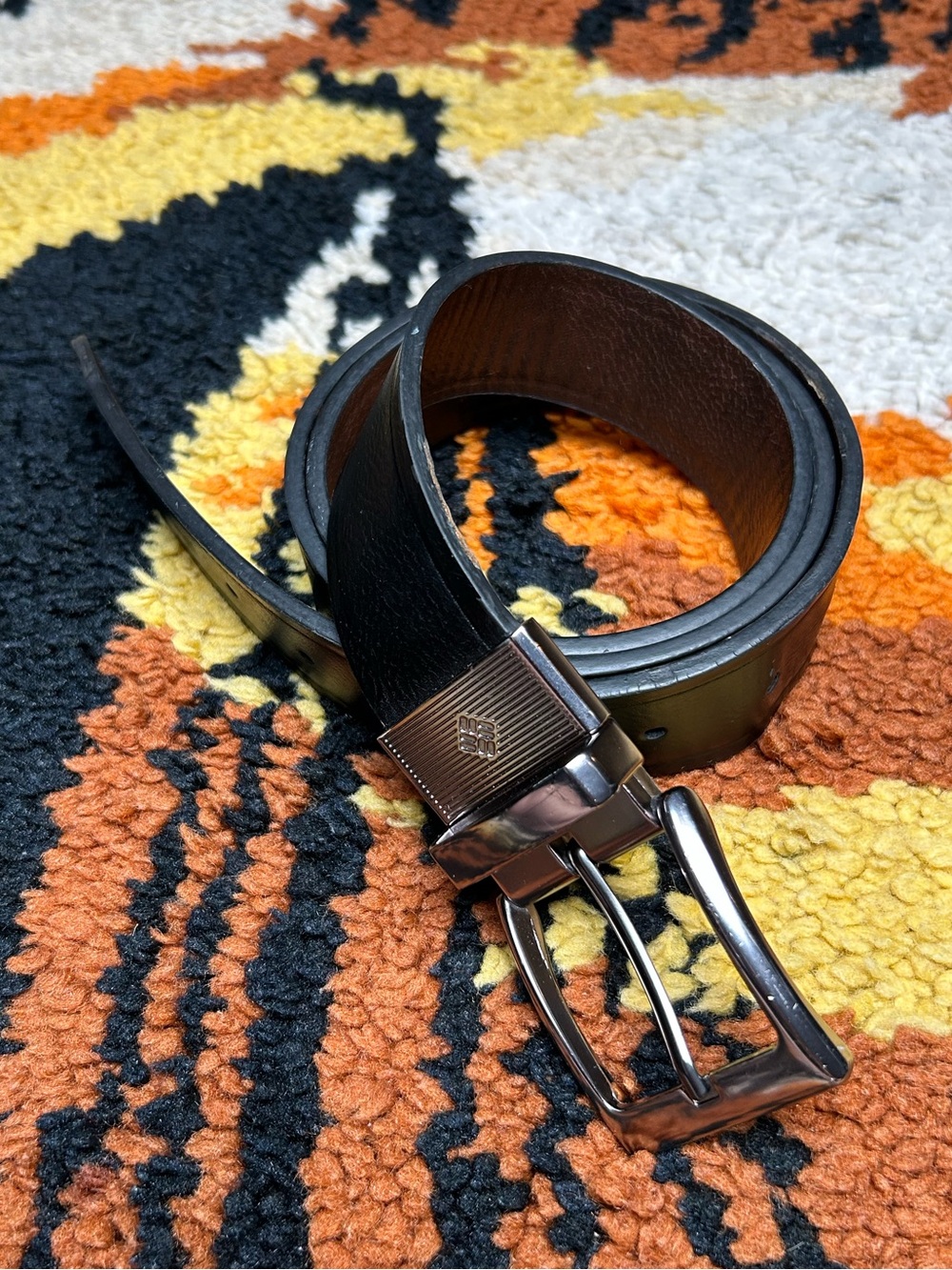 COLUMBIA, reversible leather belt!!